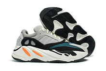 Adidas Yeezy Boost Wave Runner 700