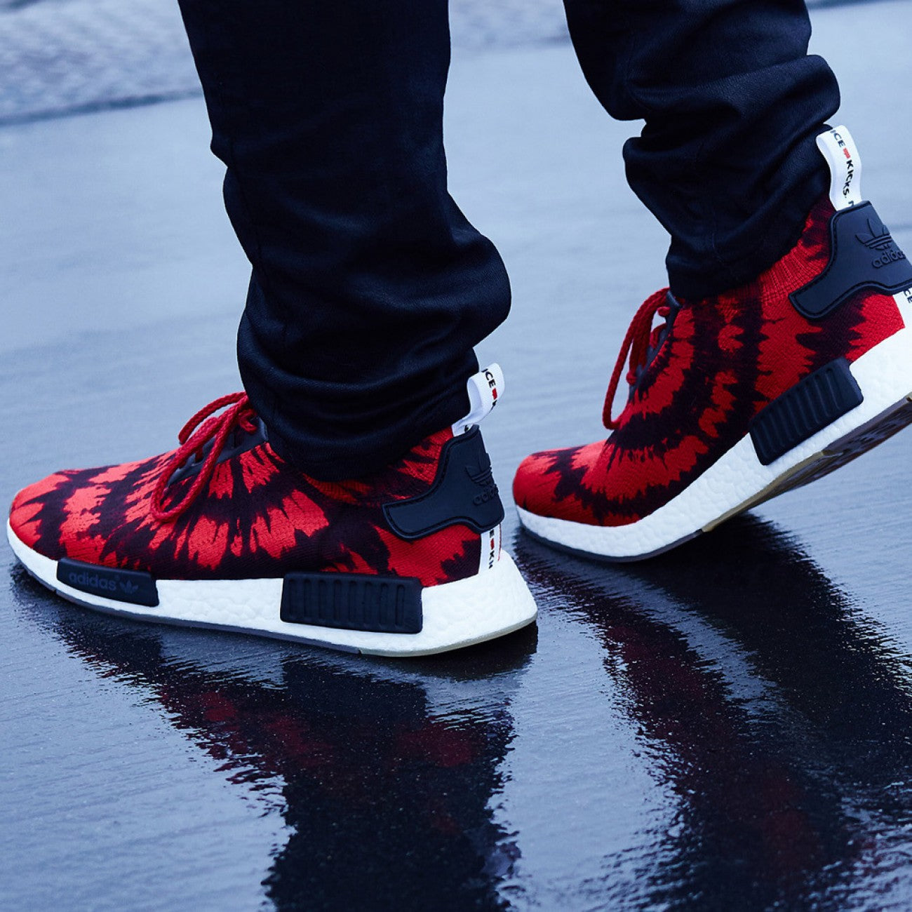 NICE KICKS X ADIDAS NMD RUNNER PRIMEKNIT RED BLACK SNEAKERS LIFE