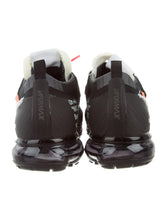 OFF-WHITE X NIKE AIR VAPORMAX